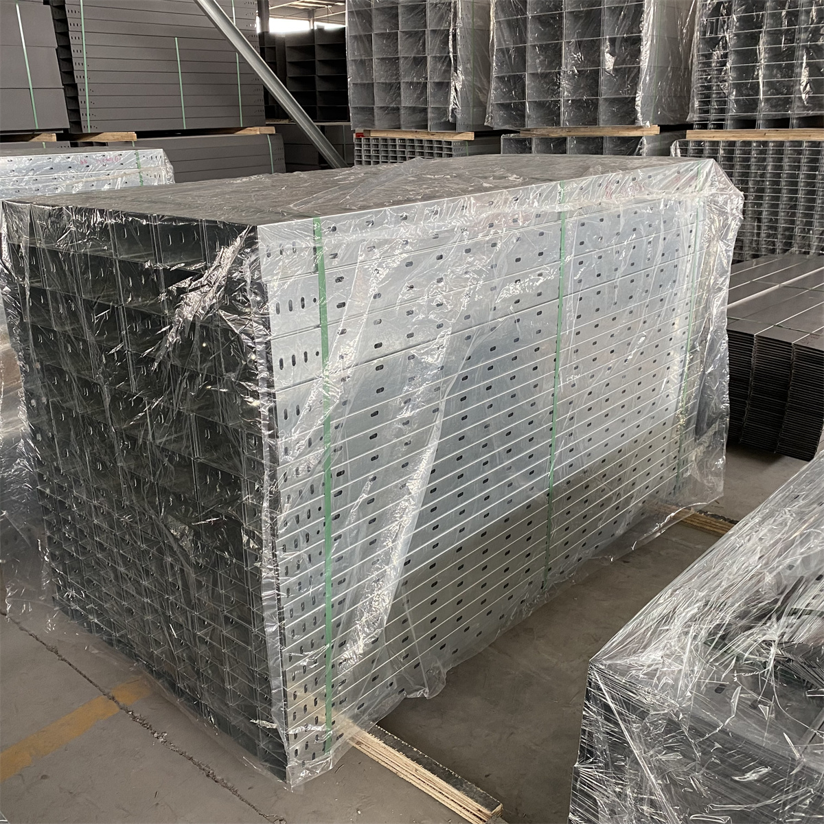 昭通市铝合金电缆桥架节能瓦楞电缆桥架 - 排名